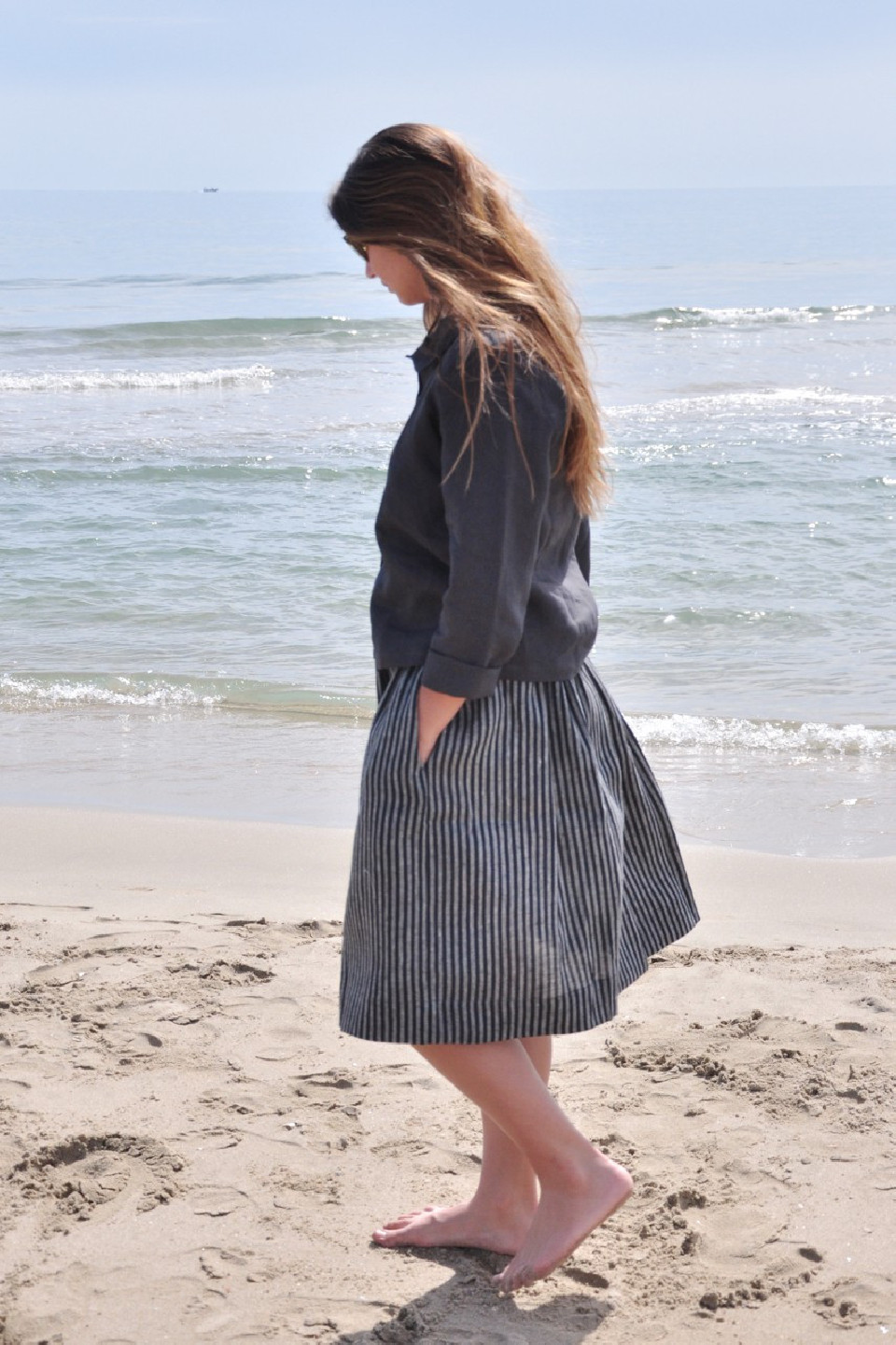 Skirt, dark stripes linen