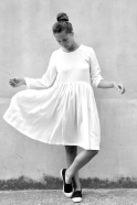 Pleated dress,  long sleeves, white silk