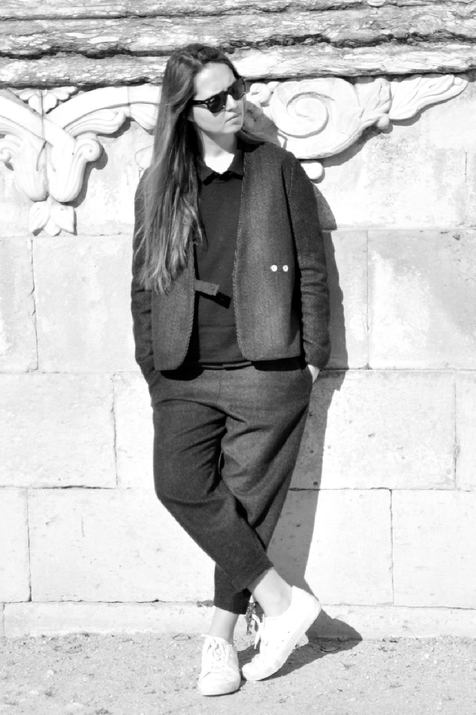 Pantalon classique en drap gris, le vestiaire de jeanne