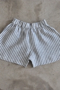 Uniform short, light stripes linen