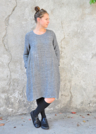 Flared dress, long sleeves, grey linen