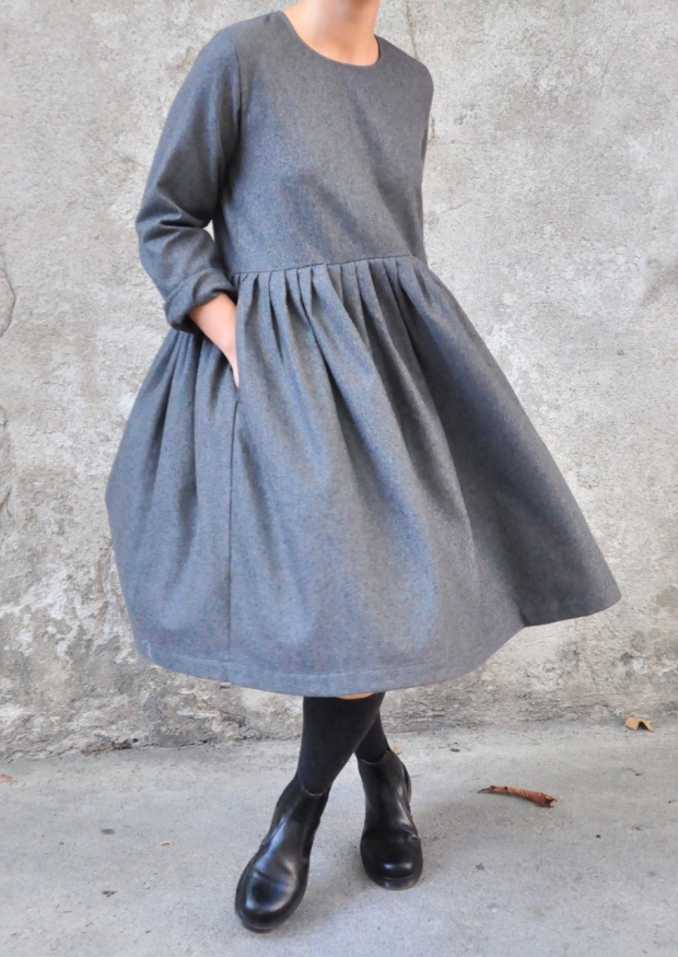 Pleated dress,  long sleeves, grey wool blend