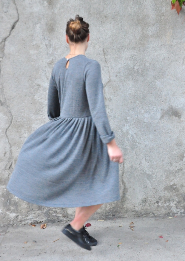 Pleated dress,  long sleeves, light grey knit