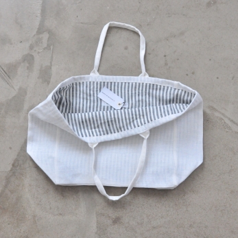 Squared bag with lining, white heavy linen