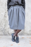jupe faux-cul, lainage gris