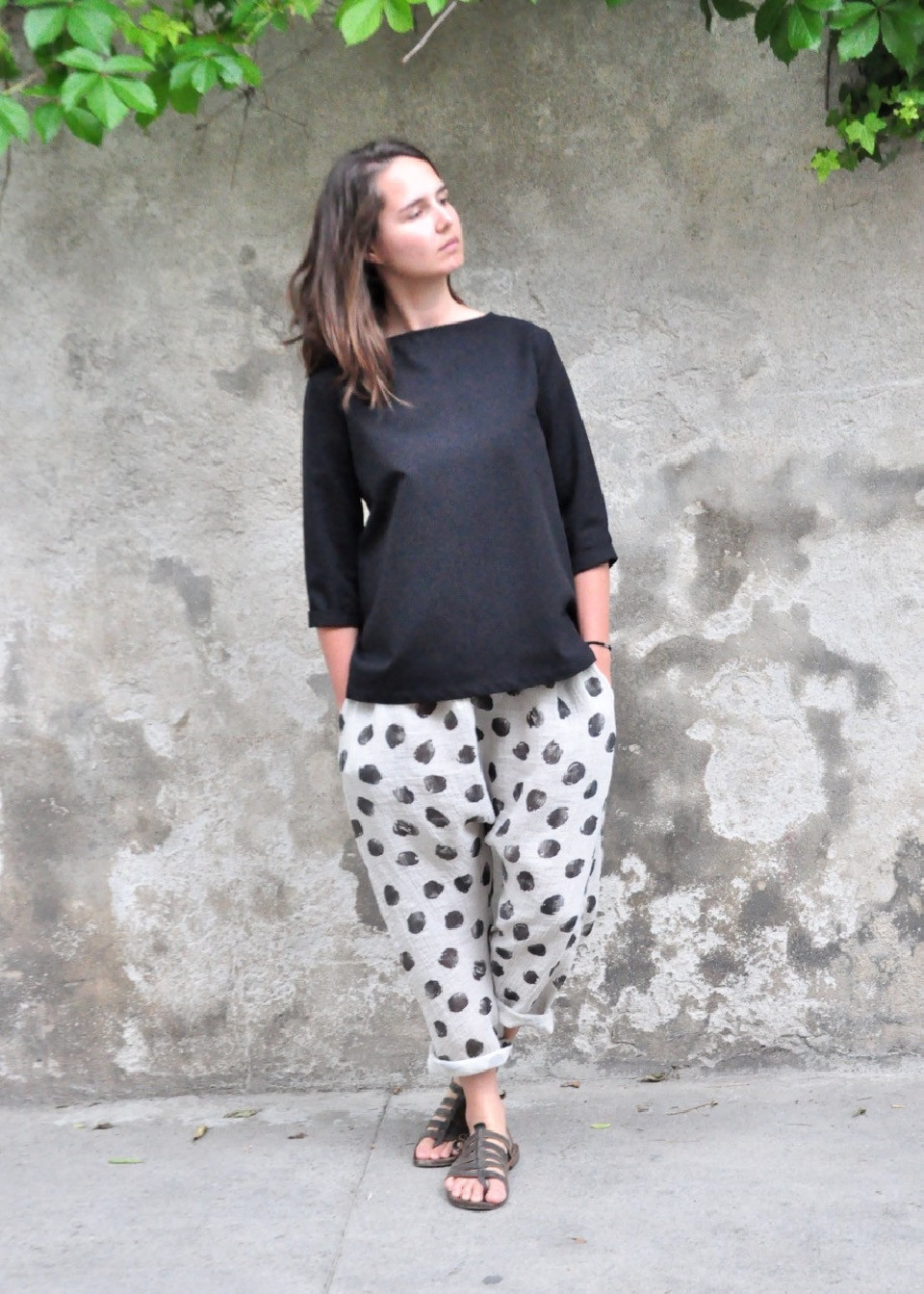 Open blouse, black denim