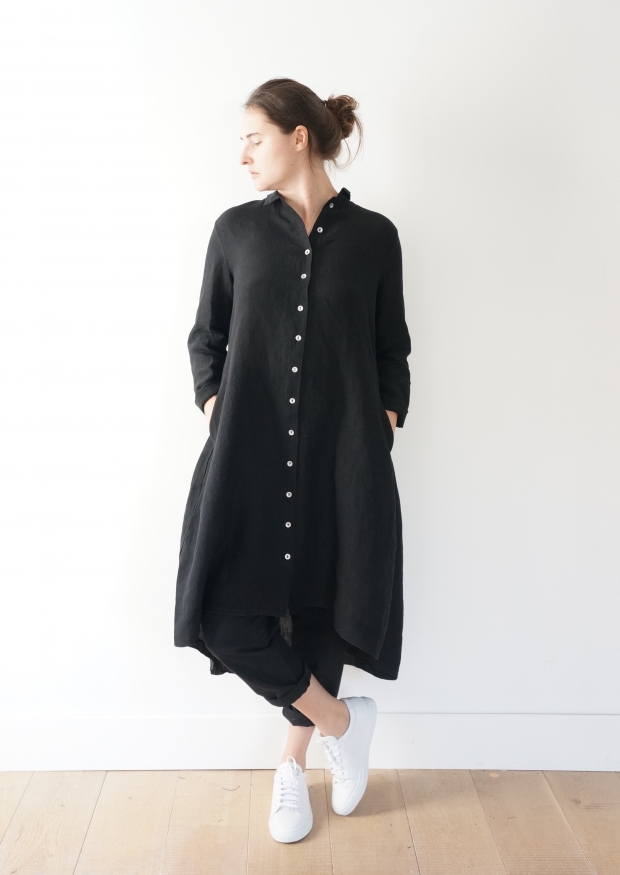 Robe-chemise à plis manches longues, lin noir