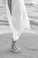 Sleeveless pleated shirt-dress, white linen