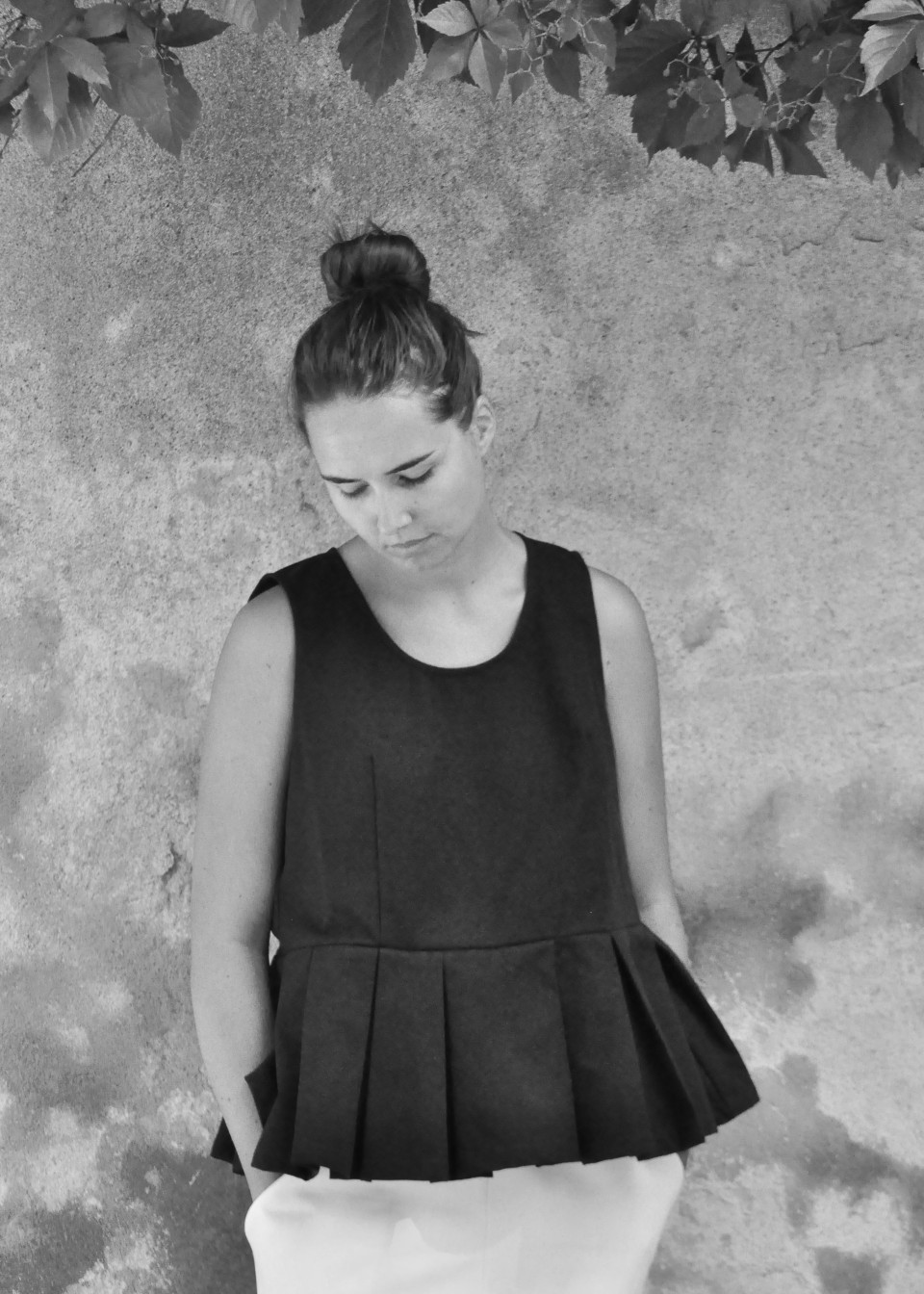 Pleated bow top, black denim