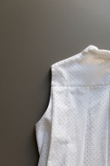 Sleeveless pleated shirt-dress, white openwork cotton