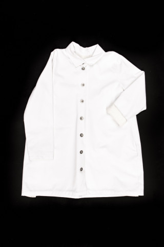 Manteau, jean blanc