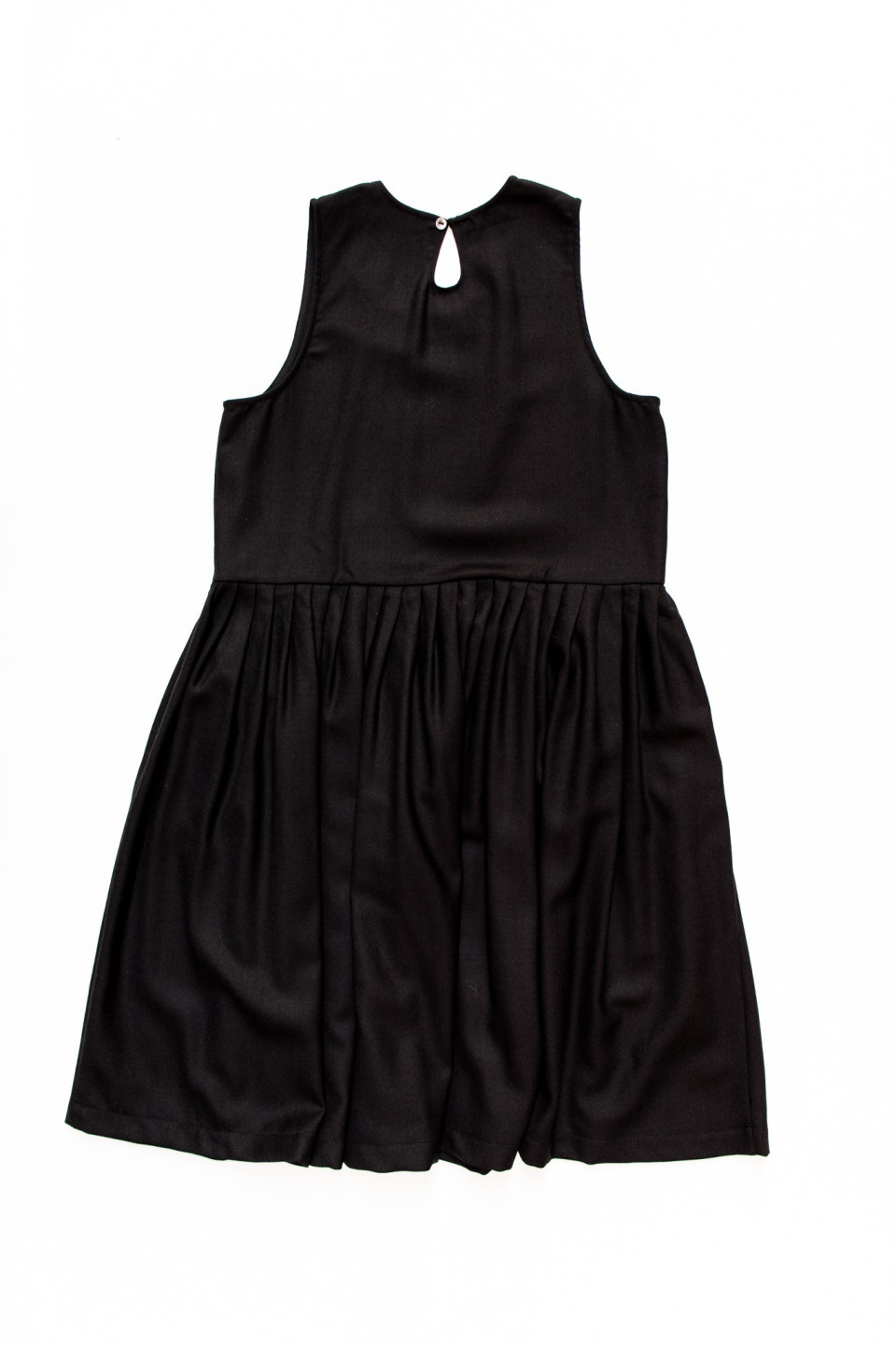 Pleated dress, sleeveless, black flannel