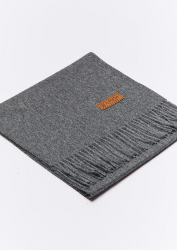 Dark grey alpaga scarve
