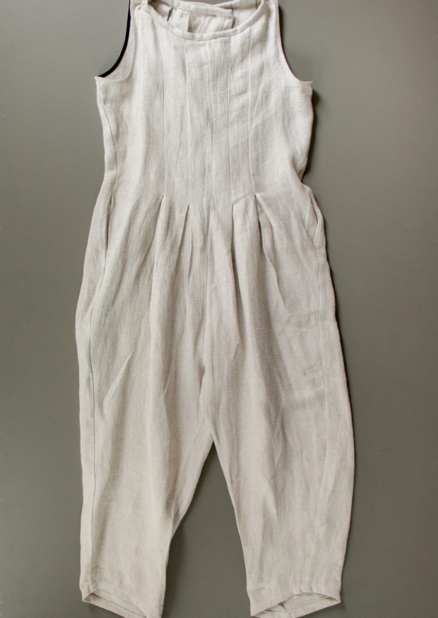 Sleveless pleated jumpsuit, natural heavy linen
