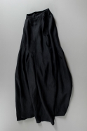 Robe plissée SM, lin noir