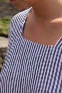 Long sleeves blouse squared neck, light stripes linen