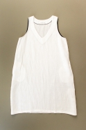 Flared dress, sleeveless, V neck, white linen