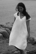 Flared dress, short sleeves, V neck, white linen