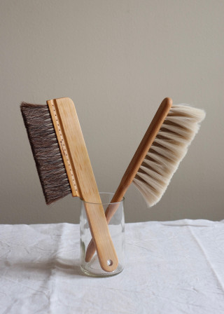 brosse de table