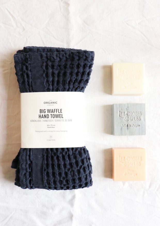 Big waffle bath towel, navy blue cotton