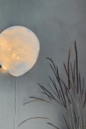 Ballon lumineux en papier blanc