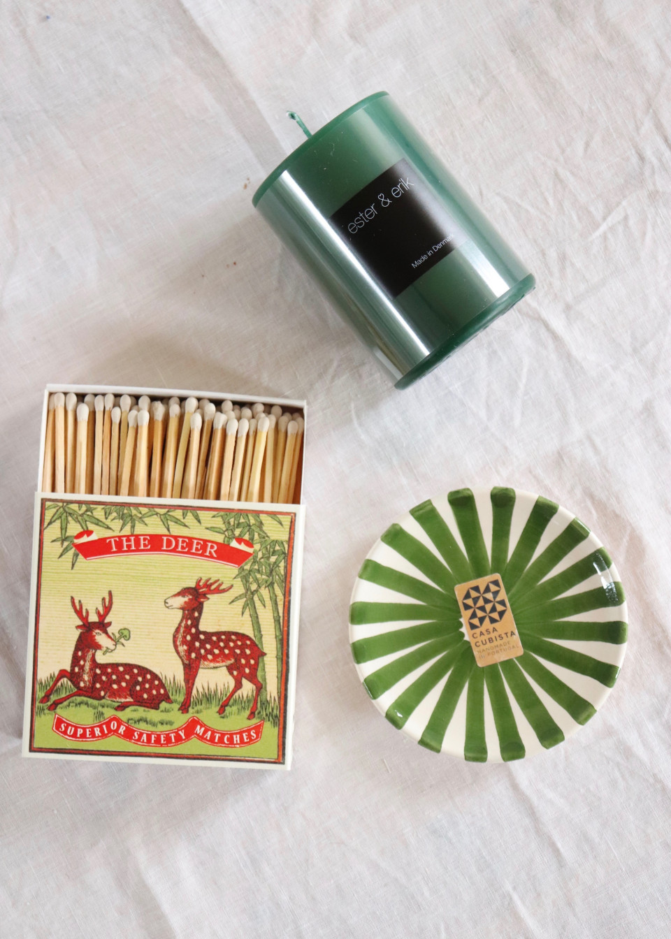 Square matchbox "Two deer"