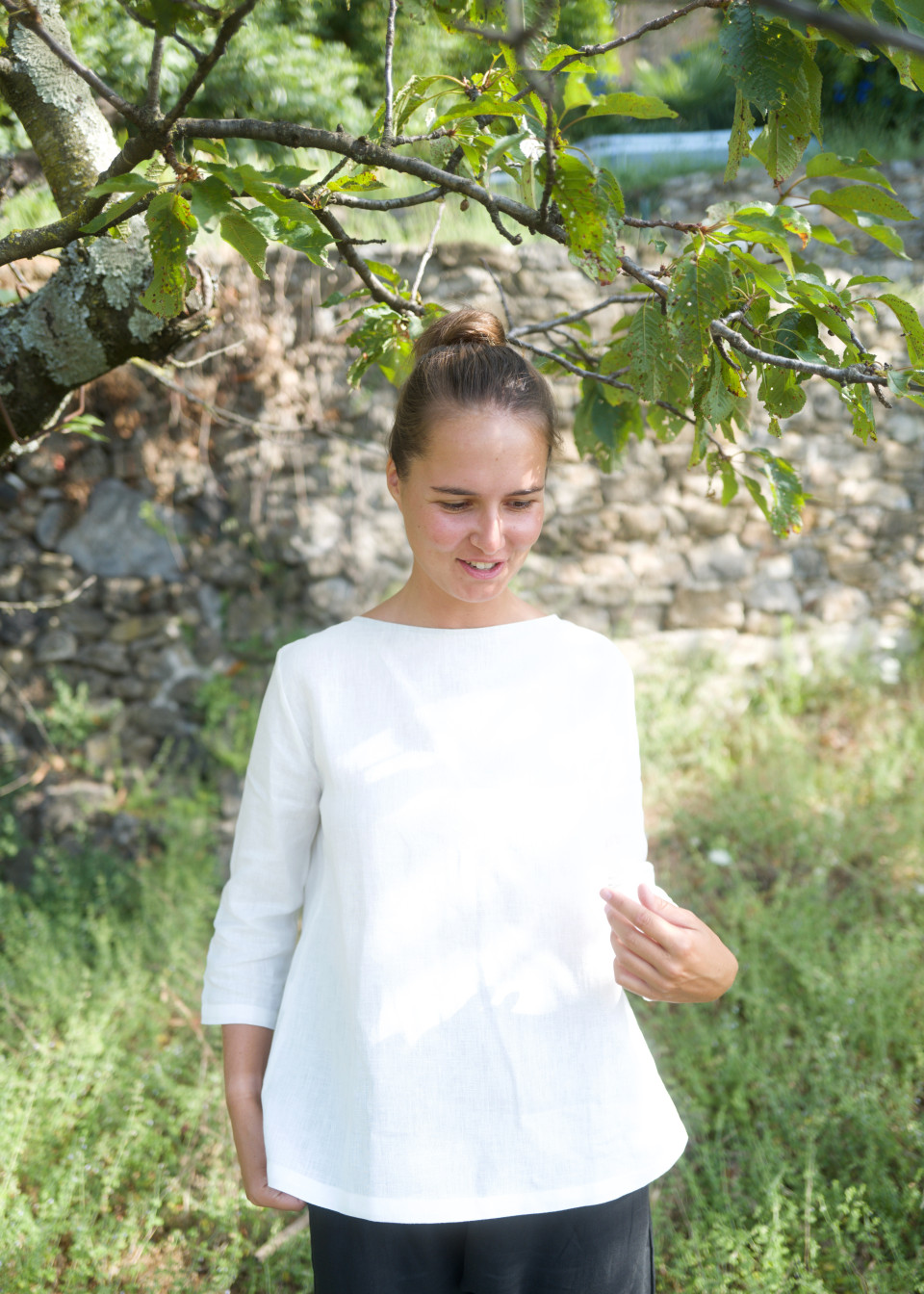 Blouse 04, white linen