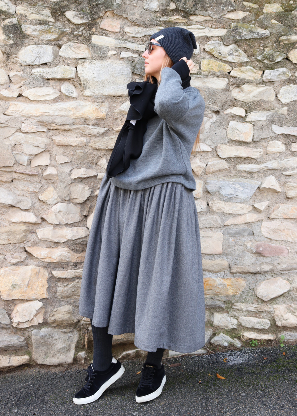 Robe à plis sans manches, lainage gris