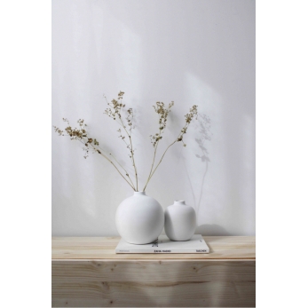 Vase 03, white ceramic