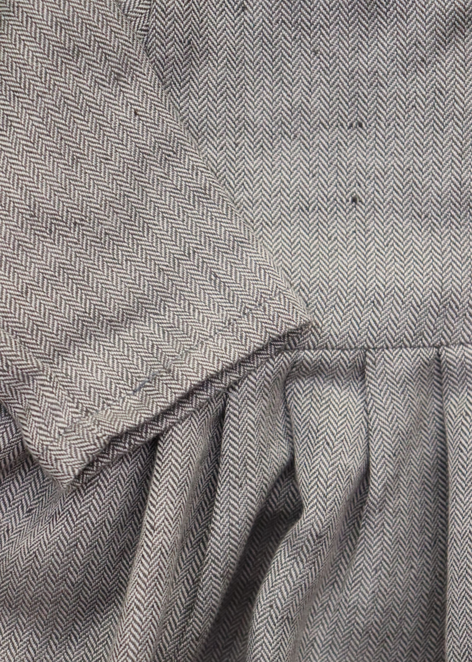 Long sleeves pleated dress, light herringbone