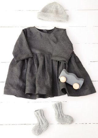 Long sleeves pleated dress, dark herringbone