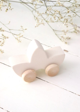 Wooden car "white flower"