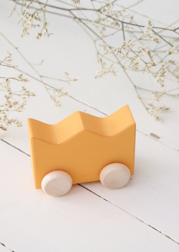 Wooden car "yellow crown"