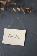 Embroided words "Mon chéri"