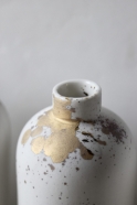 Vase simple blanc et or
