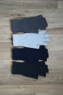 Fingerless gloves, light grey
