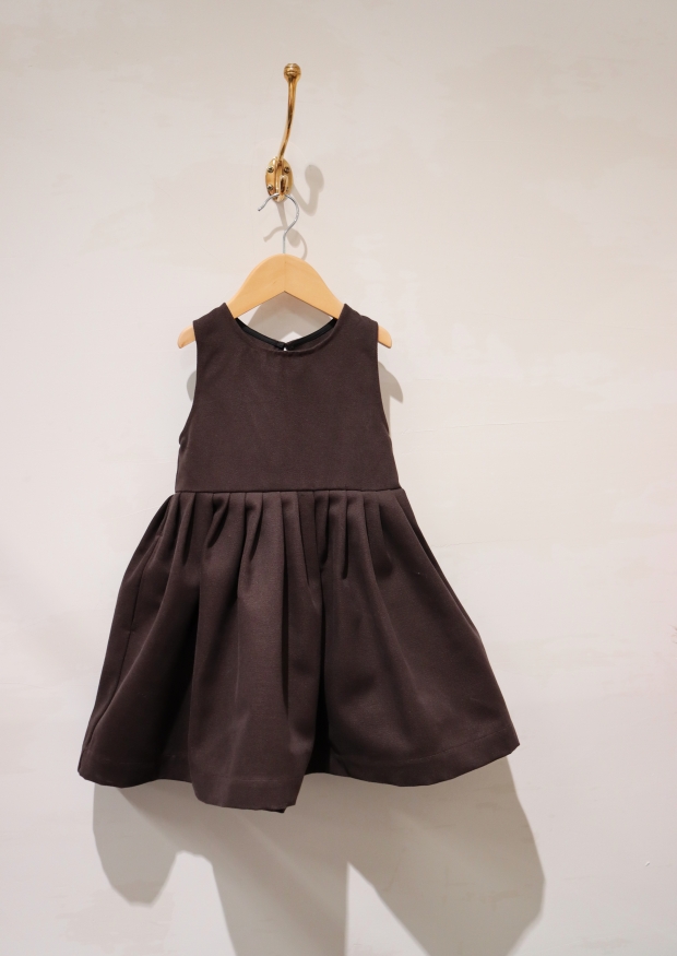 Pleated dress, sleeveless, Dark brown cotton canvas