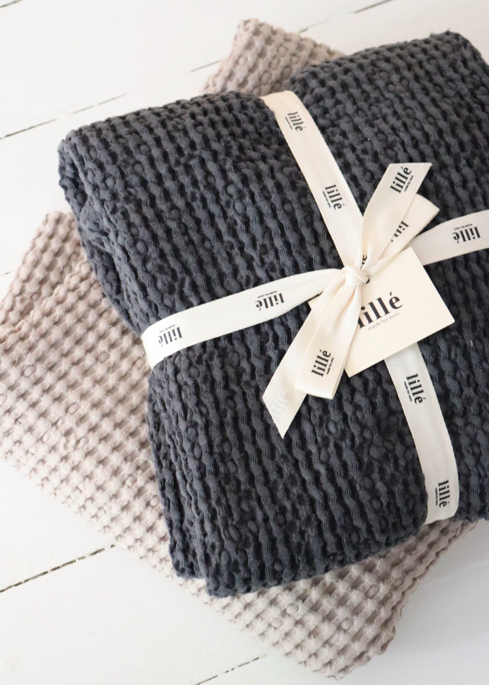 Plaid en nid d'abeille, gris sombre