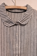 Sleeveless shirt, light stripes linen