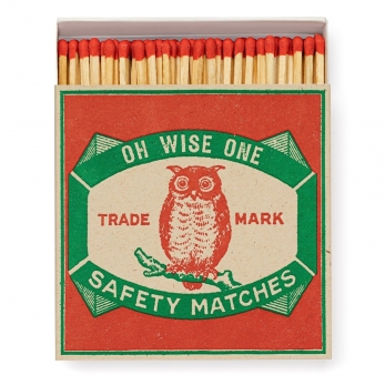 Square matchbox  "Bee's Knees"