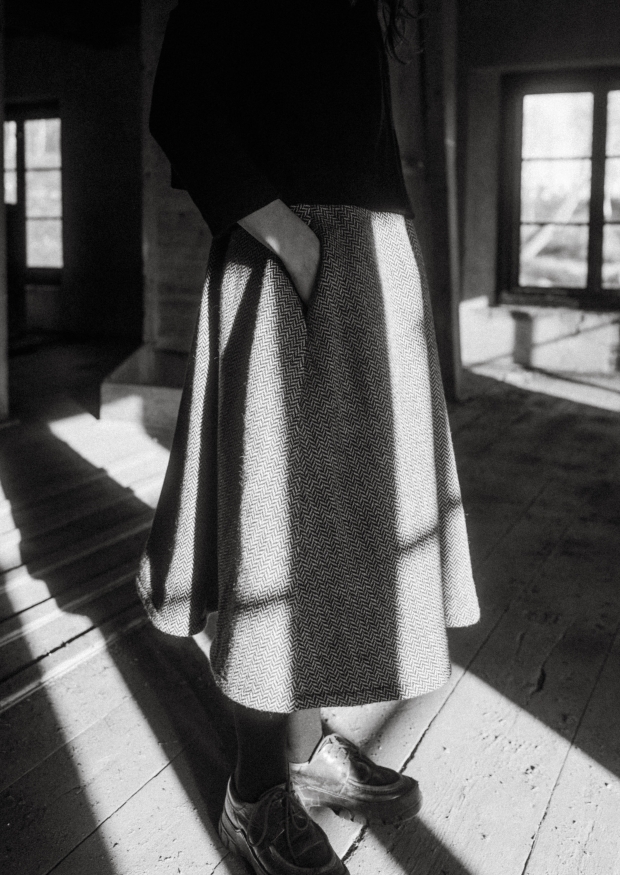 Long skirt, herringbone wool drap