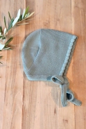 Garter stitch bonnet, lichen