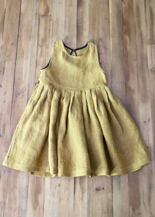 Pleated dress, sleeveless, mustard linen