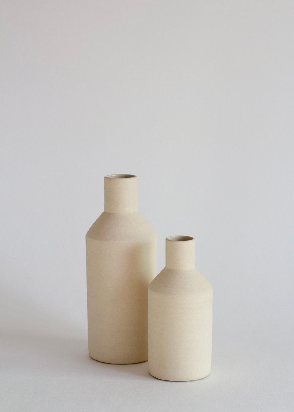 Vase in natural stoneware