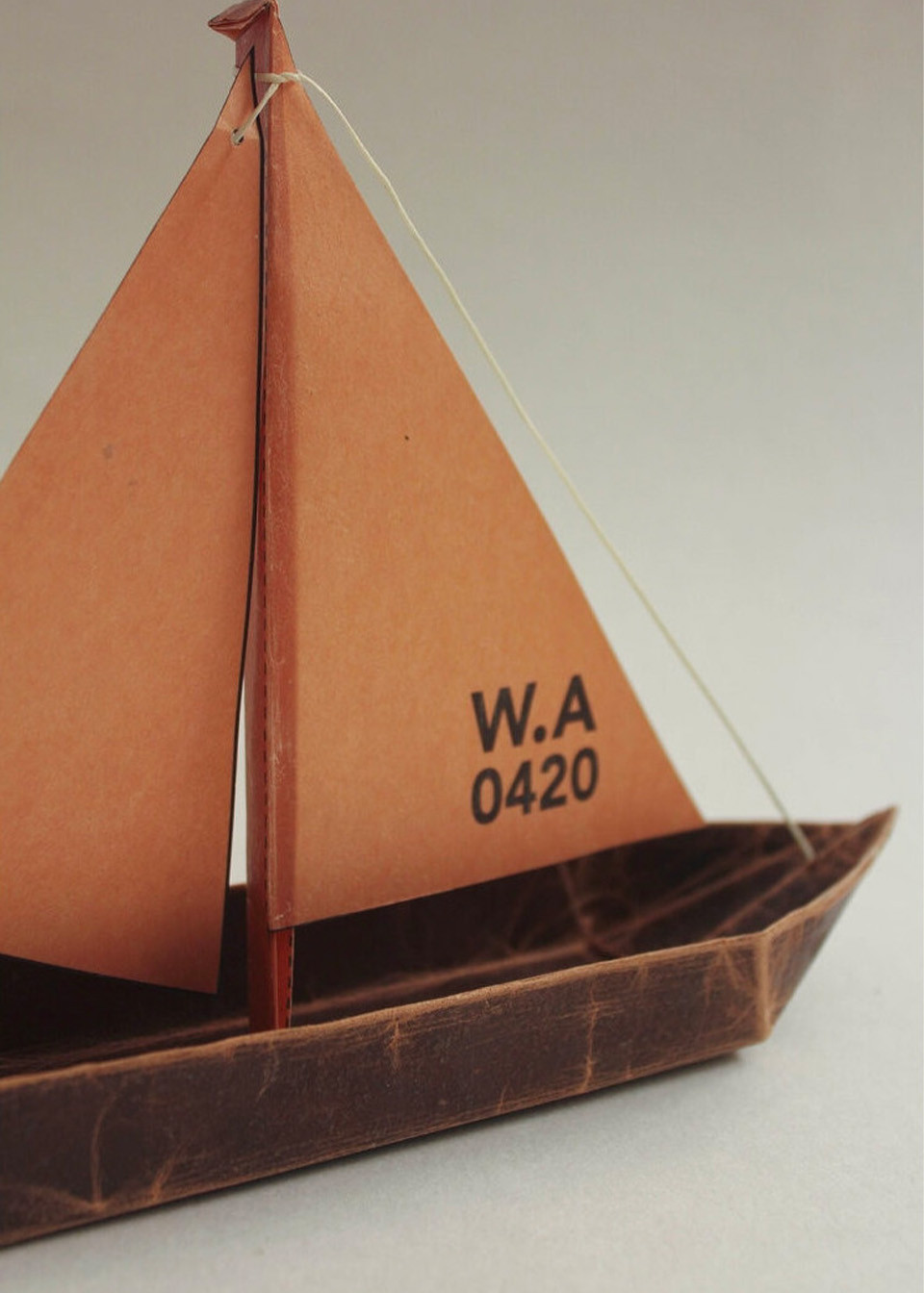 Wax paper boat - Sail boat