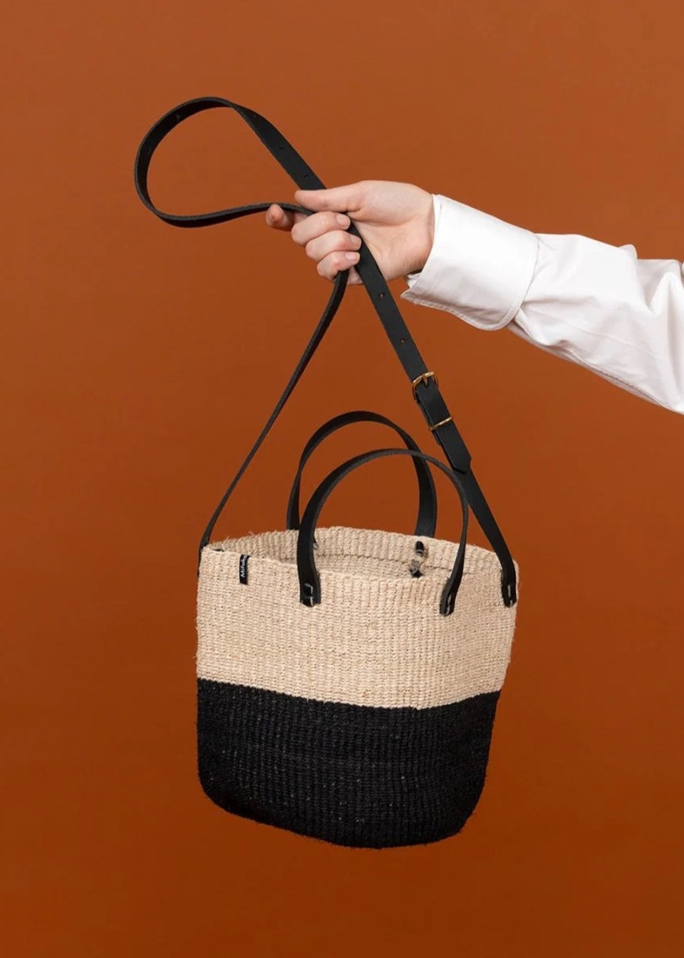Basket Majani natural & black - MIFUKO Basket Majani natural & black - MIFUKO