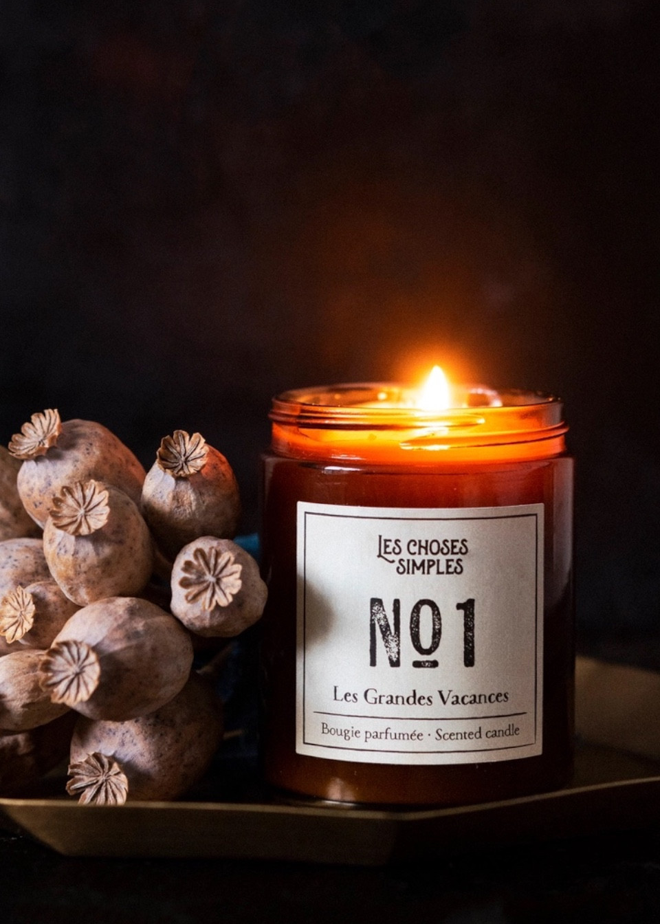 Scented candle "Les Grandes Vacances" - LES CHOSES SIMPLES Scented candle "Les Grandes Vacances" - LES CHOSES SIMPLES