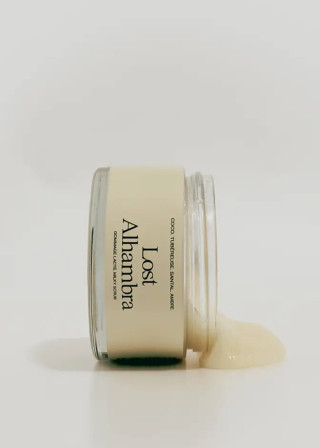 Scented milky body scrub Lost Alambra - REFEEL
