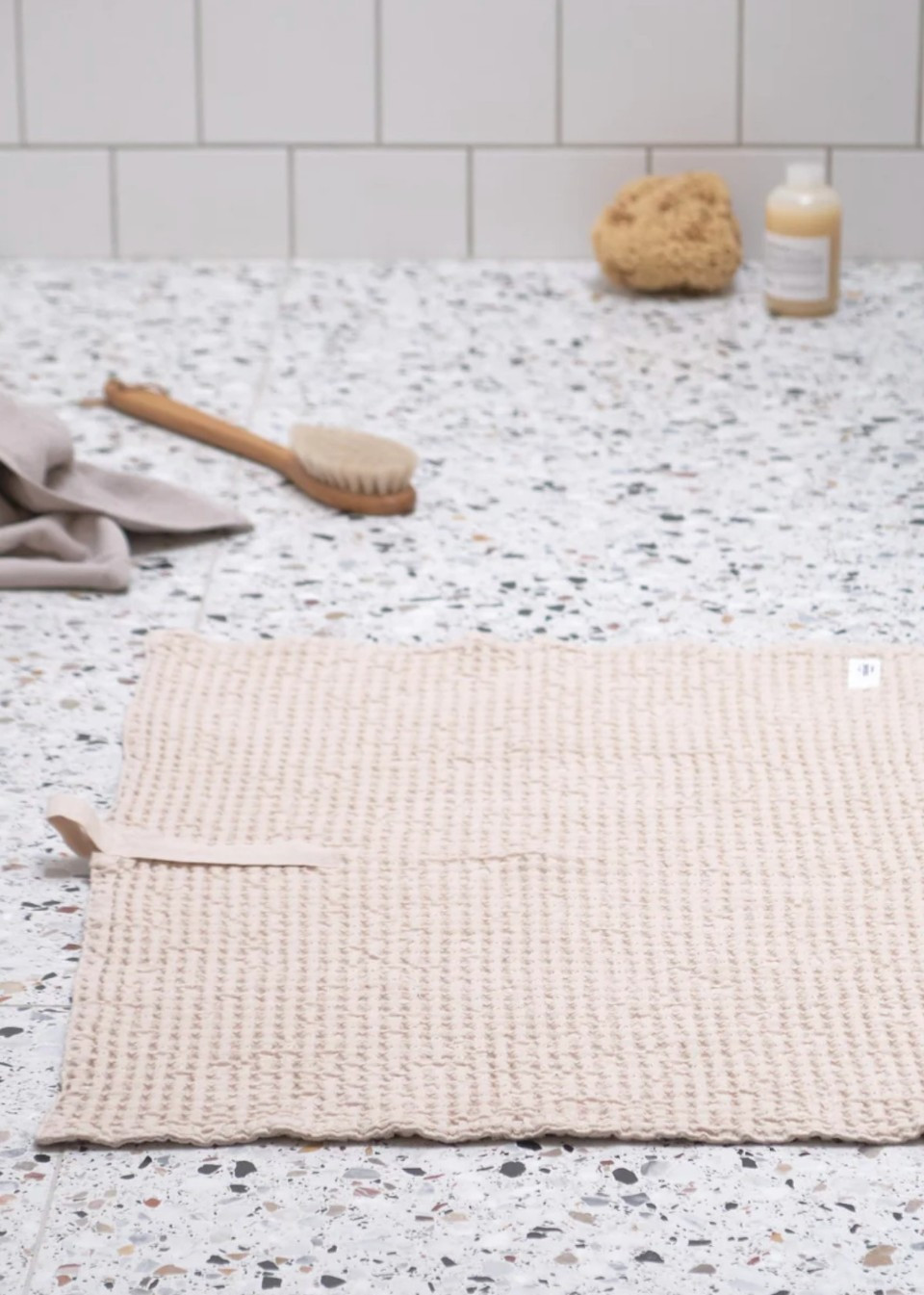 Tapis de bain beige en coton bio - THE ORGANIC COMPANY