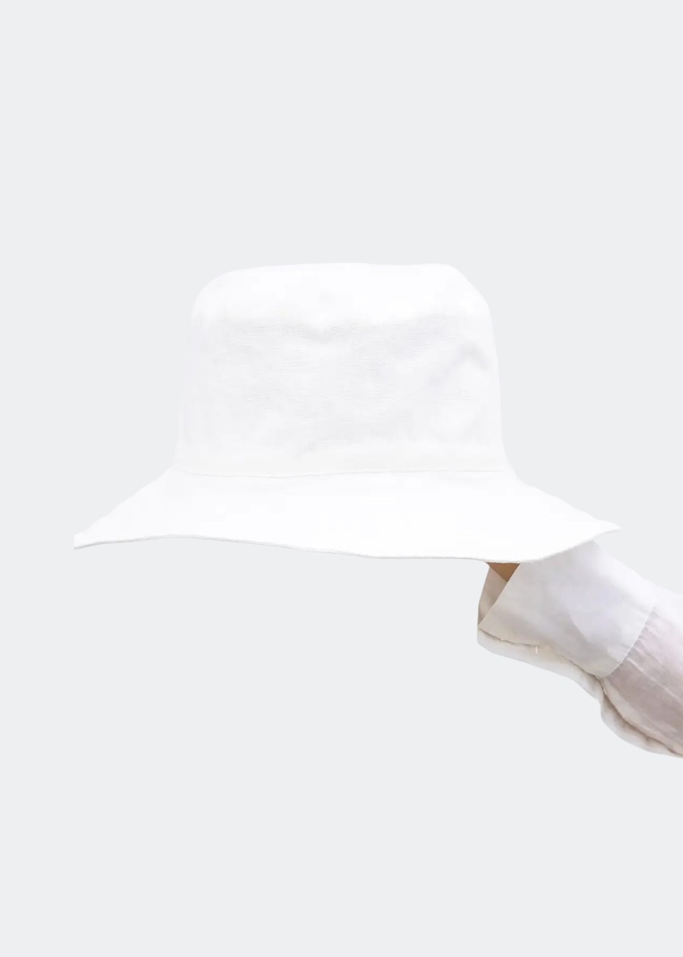 White linen bucket hat - Celina Mancurti White linen bucket hat - Celina Mancurti
